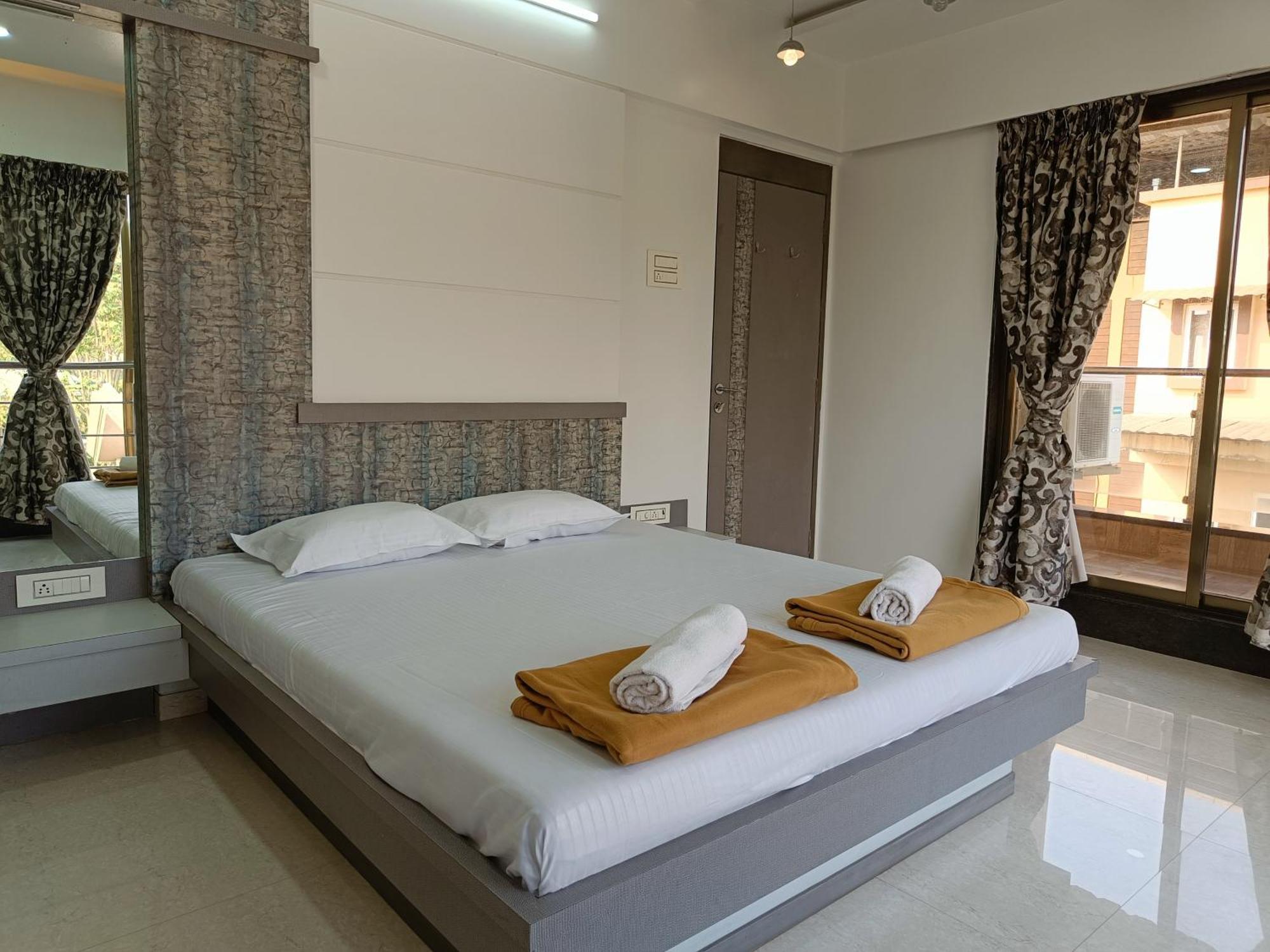 Rain Mist 4Bhk Luxury Villa With Private Pool Лонавла Екстер'єр фото